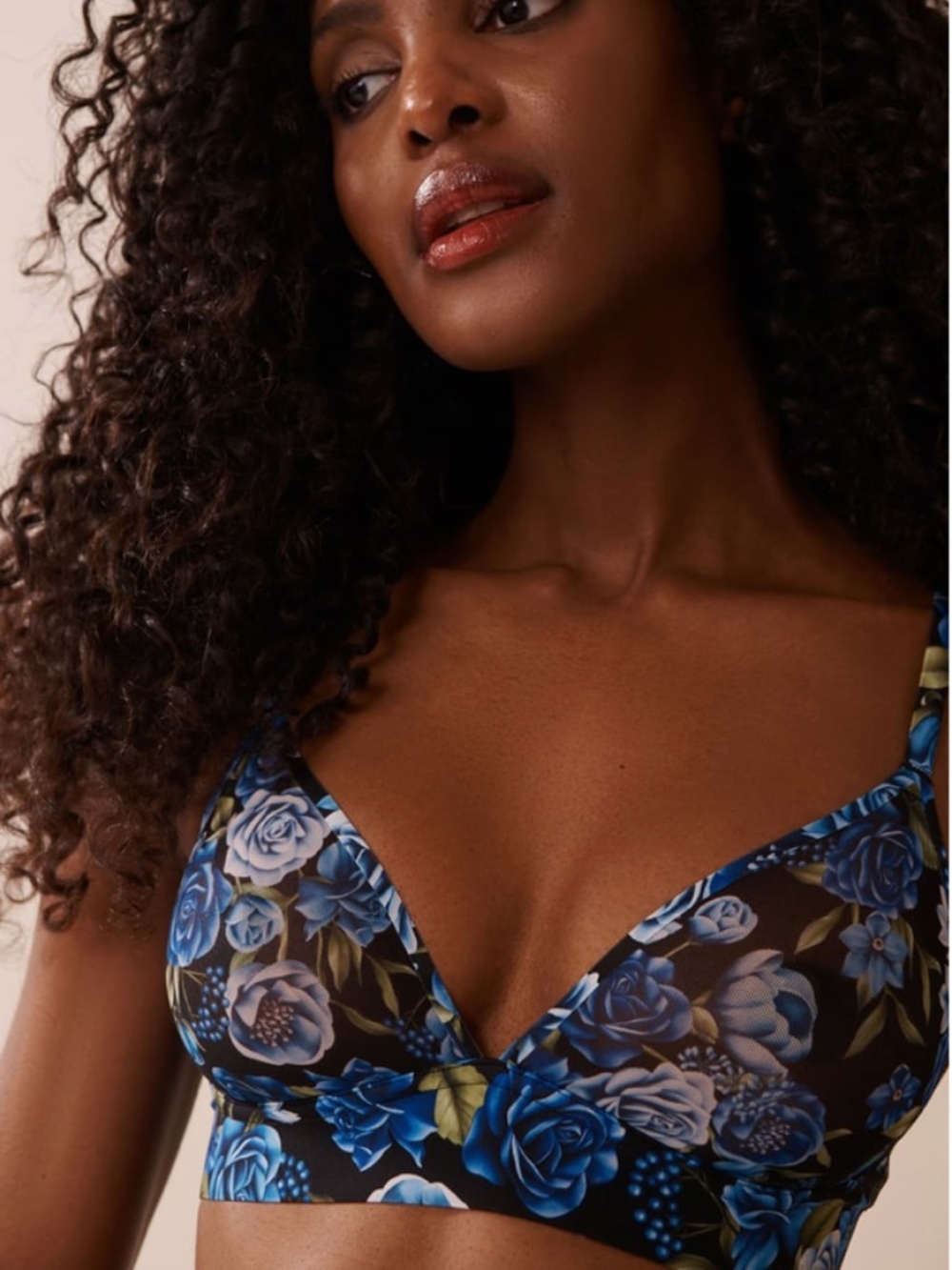La Vie En Rose Blue and Black Floral Mesh Bralette; Like New, Size M